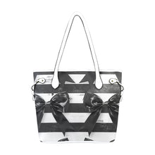Load image into Gallery viewer, Bows Clover Canvas Tote Bag (Model 1661)