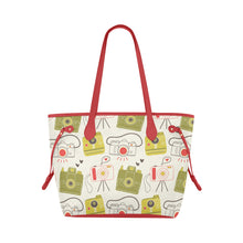Load image into Gallery viewer, 15736-NQBBB8 Clover Canvas Tote Bag (Model 1661)
